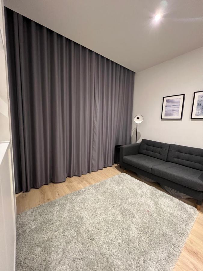 London Luxxe Suites & Apartments - London Heathrow Airport, Terminal 1 2 3 4 5 ฮิลลิงดัน ภายนอก รูปภาพ